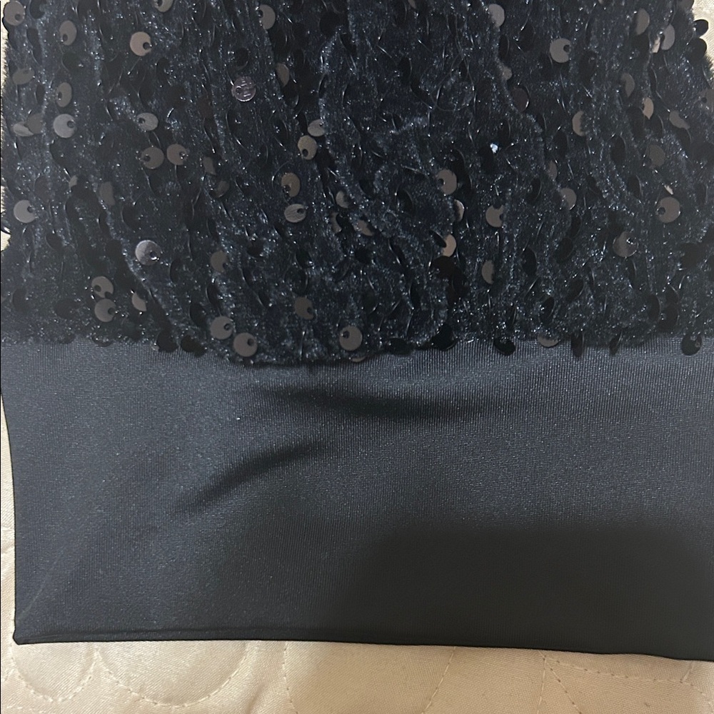 Black Sequin Sweater and Pants Set - Picture 5 of 6